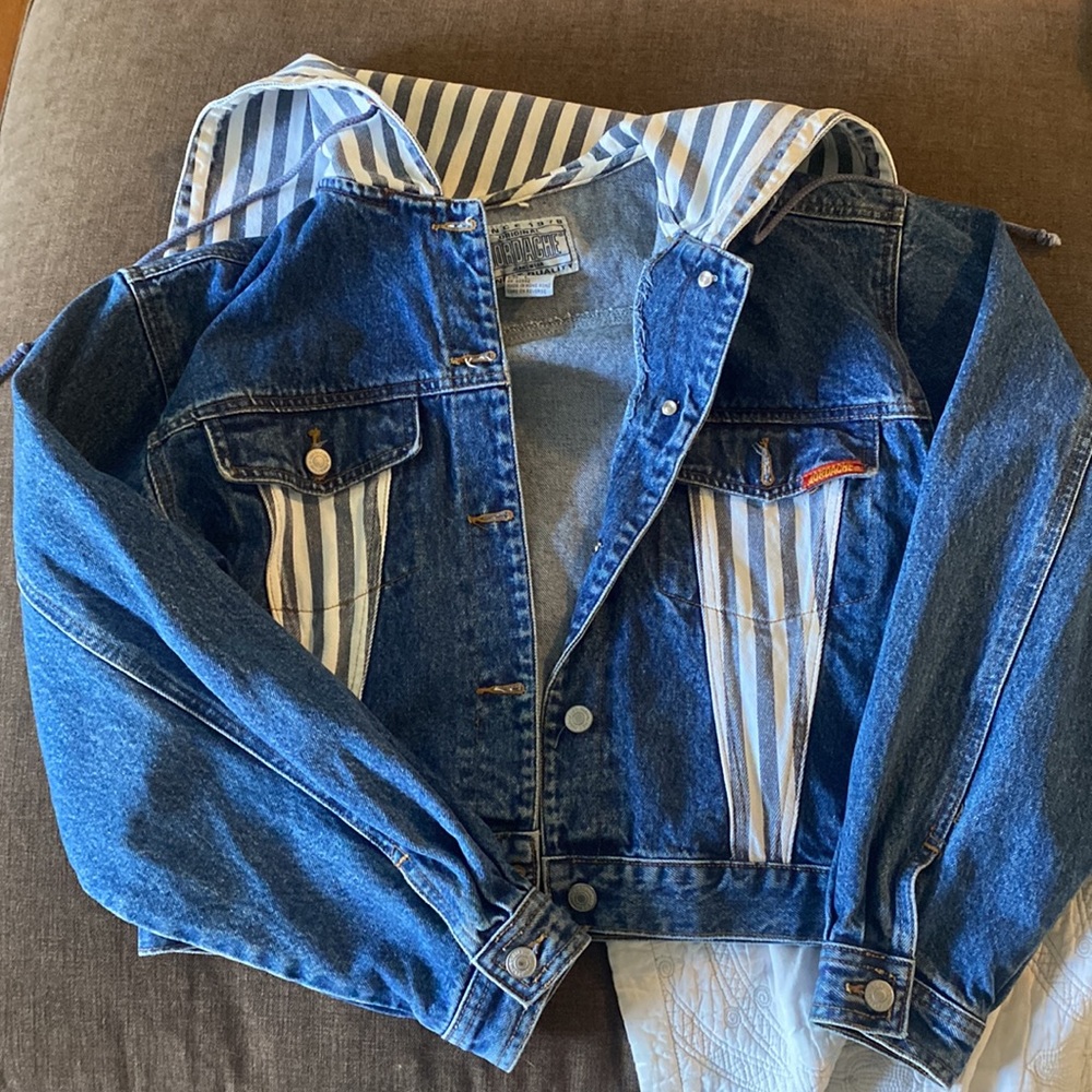 Vintage Jordache jeanswear finest quality 100% cotton jacket -striped detail